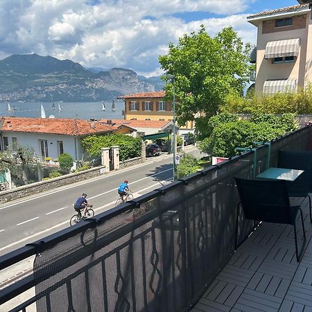 Lake View With Aircon - 5 Minutes From The Beach! ブレンゾーネ エクステリア 写真