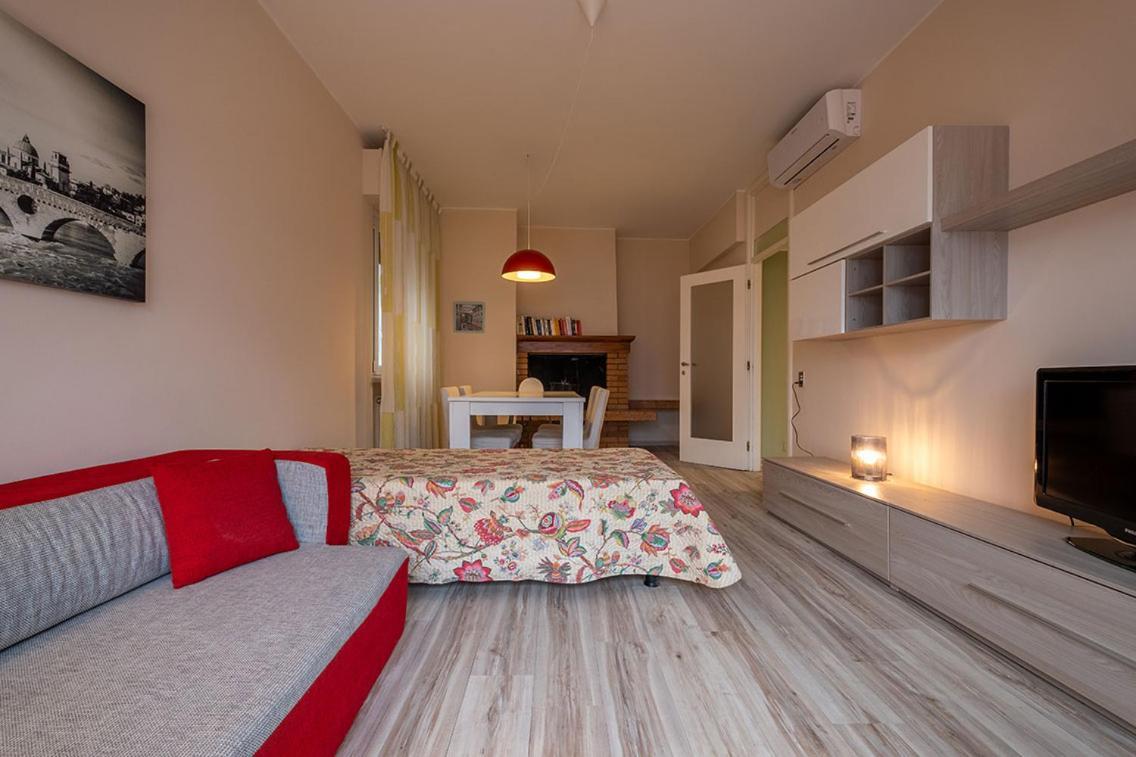 Lake View With Aircon - 5 Minutes From The Beach! ブレンゾーネ エクステリア 写真