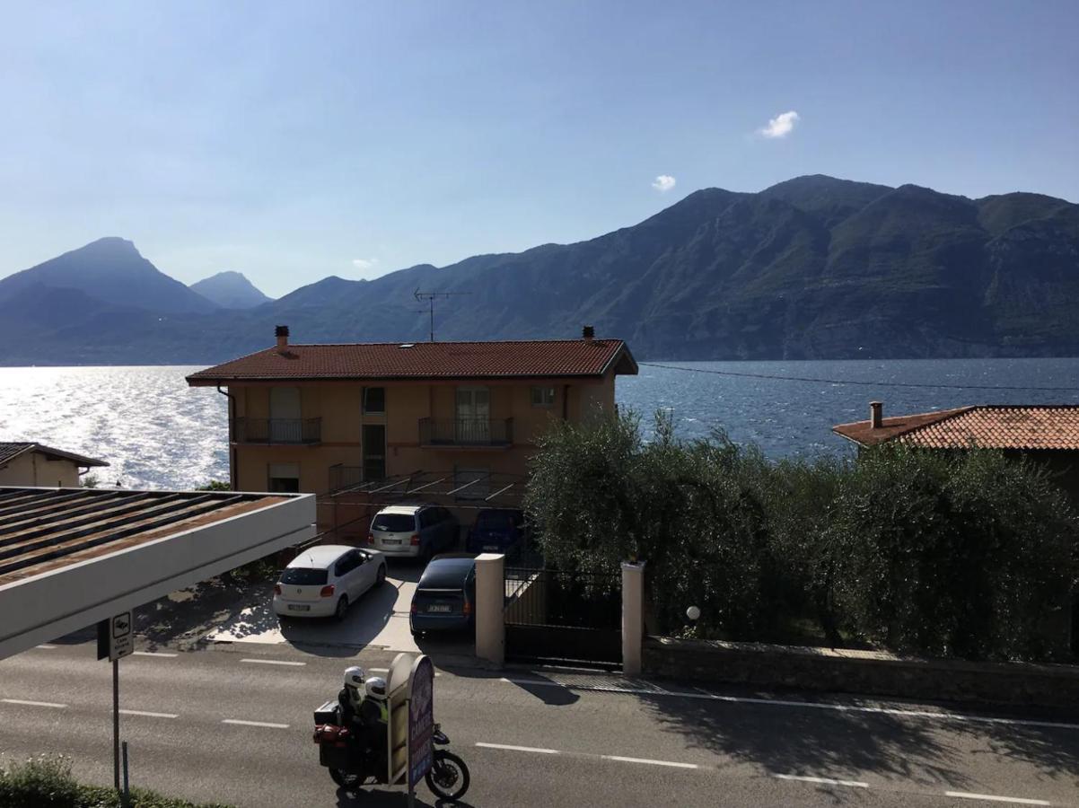 Lake View With Aircon - 5 Minutes From The Beach! ブレンゾーネ エクステリア 写真